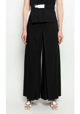 Czarne, długie spodnie typu culottes z wszytą gumką z tyłu w pasku