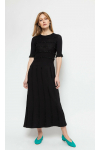 Czarna, dzianinowa, długa sukienka z odozbnymi falbankami