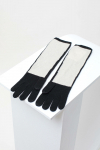 Dzianinowe, czarne, długie rękawiczki, od wewnątrz biały prostokąt