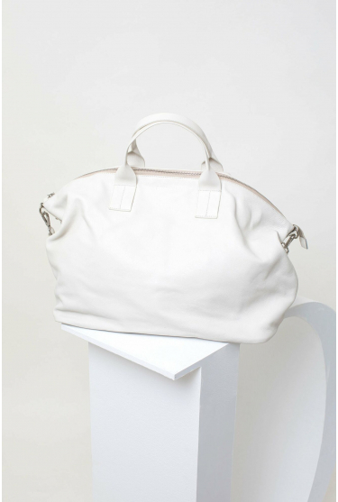 Duża, biała, miękka torba z krótką rączką z dodatkowym długim dopinanym paskiem