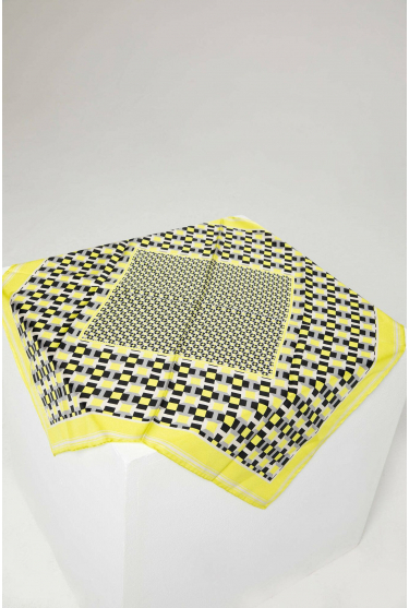 Jedwabna chusta w geometryczny print w odcieniach czerni i limonki